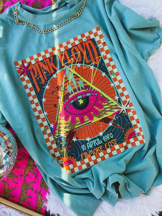 Vintage Pink  Pyramid Graphic Tee Comfort Colors