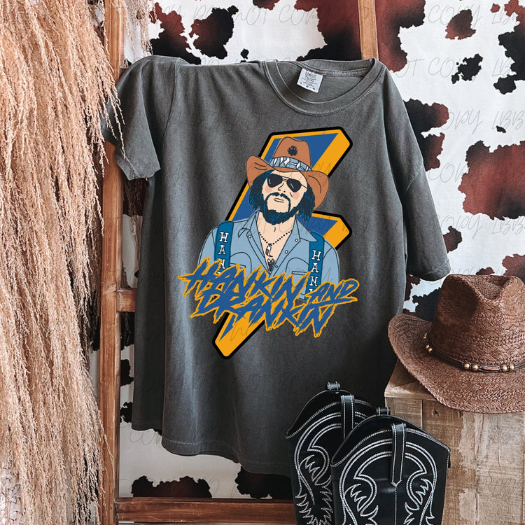 Hankin' & Drankin' Comfort Colors Graphic Tee