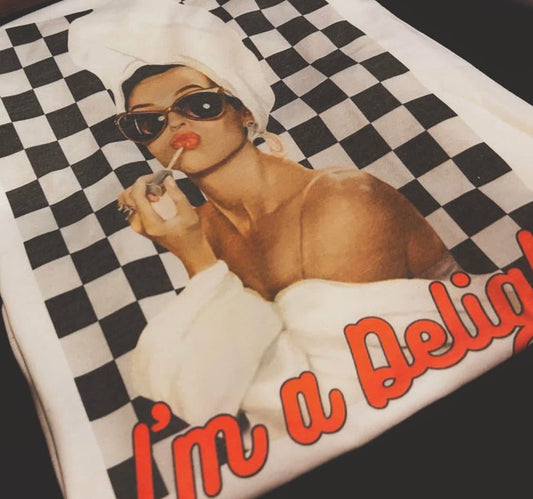 I’m a Delight Valentines Comfort Colors Graphic Tee